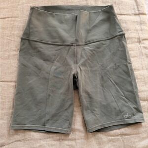 ALO Yoga Women's Grey Biker Shorts